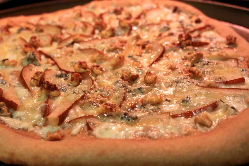 pizza complete closeup 2