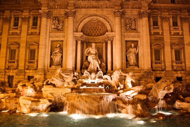 6 - trevi fountain at night