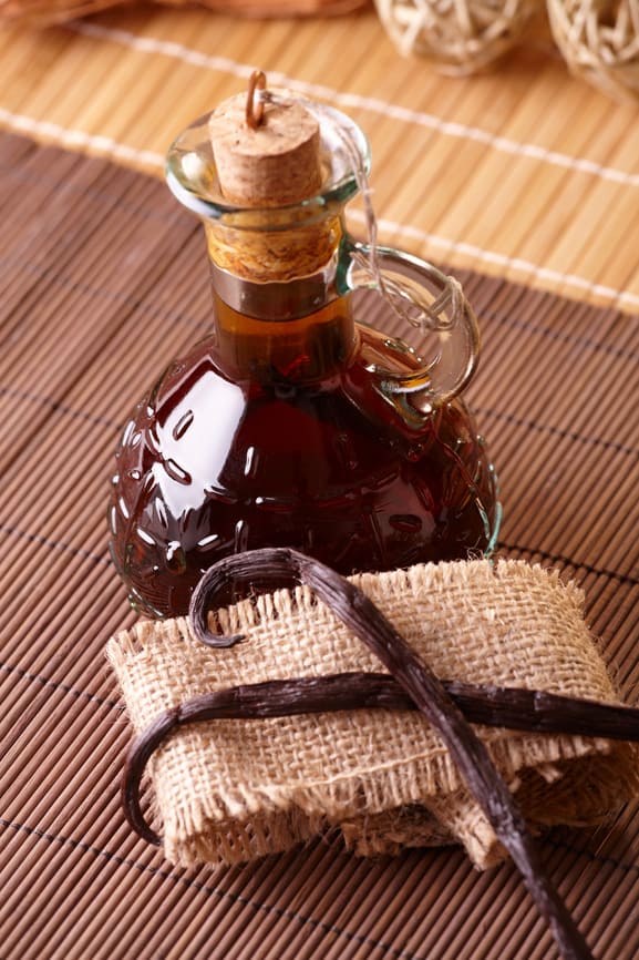 Vanilla Extract Substitutes: 5 Easy Ideas to Try At Home! | The Picky Eater