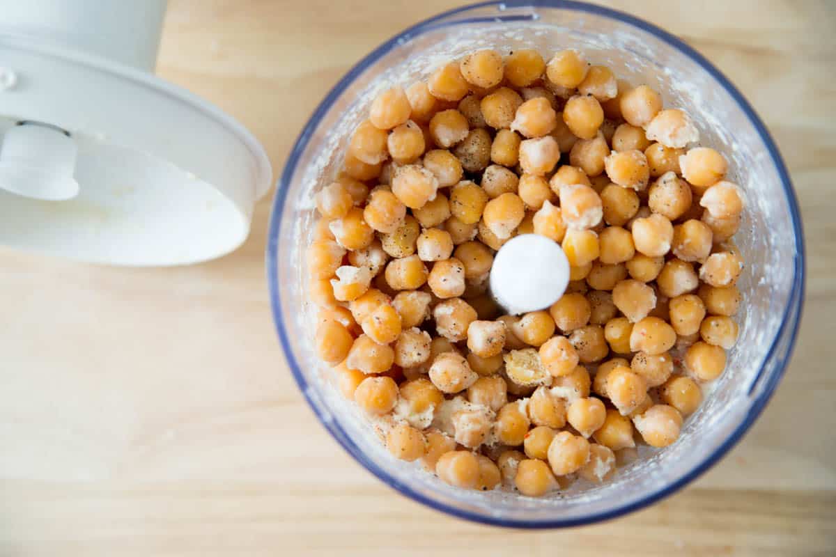 Chickpeas in a food processor.