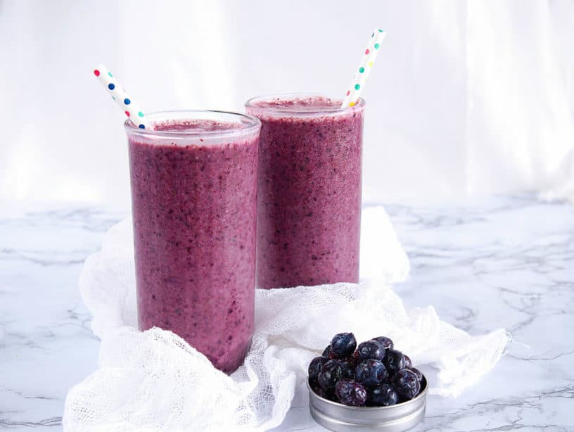 Blueberry Pineapple Smoothie | The Picky Eater