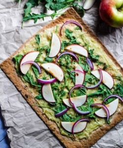 apple arugula vegan flatbread