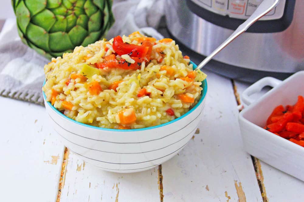 instant pot risotto in white bowl