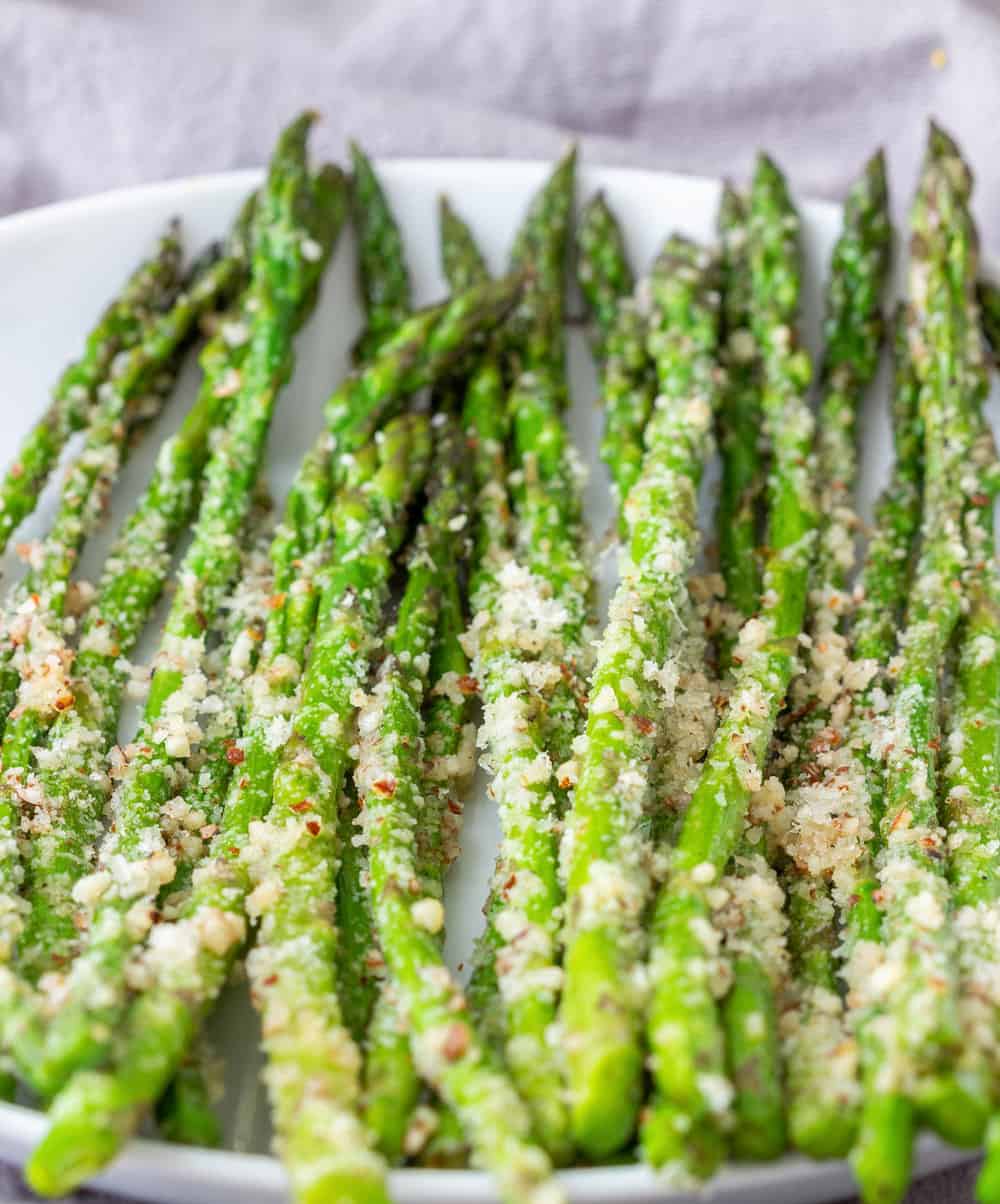 Steamed Asparagus with Pecorino - The Picky Eater