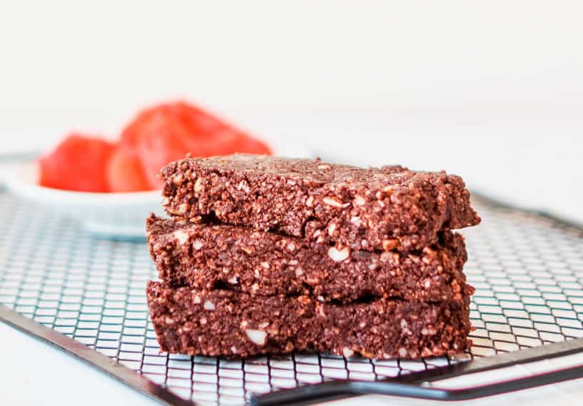 Healthy Food No Bake Healthy Date Bars (Homemade Lara Bar Recipe)