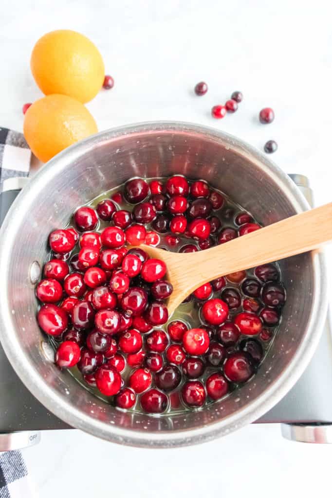 cranberries added to pot