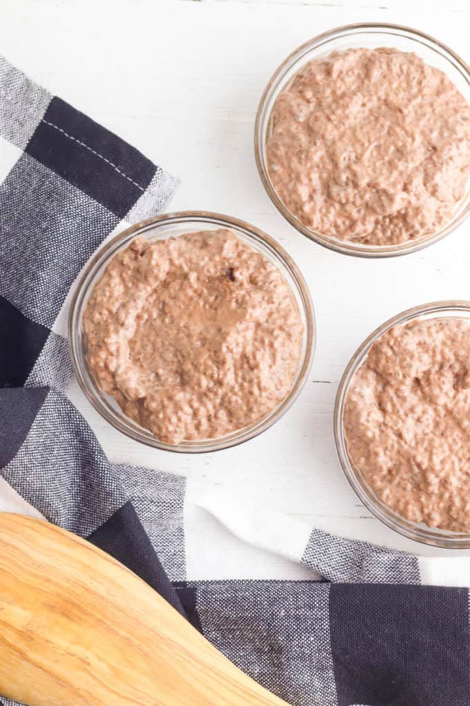 mousse in glass bowls