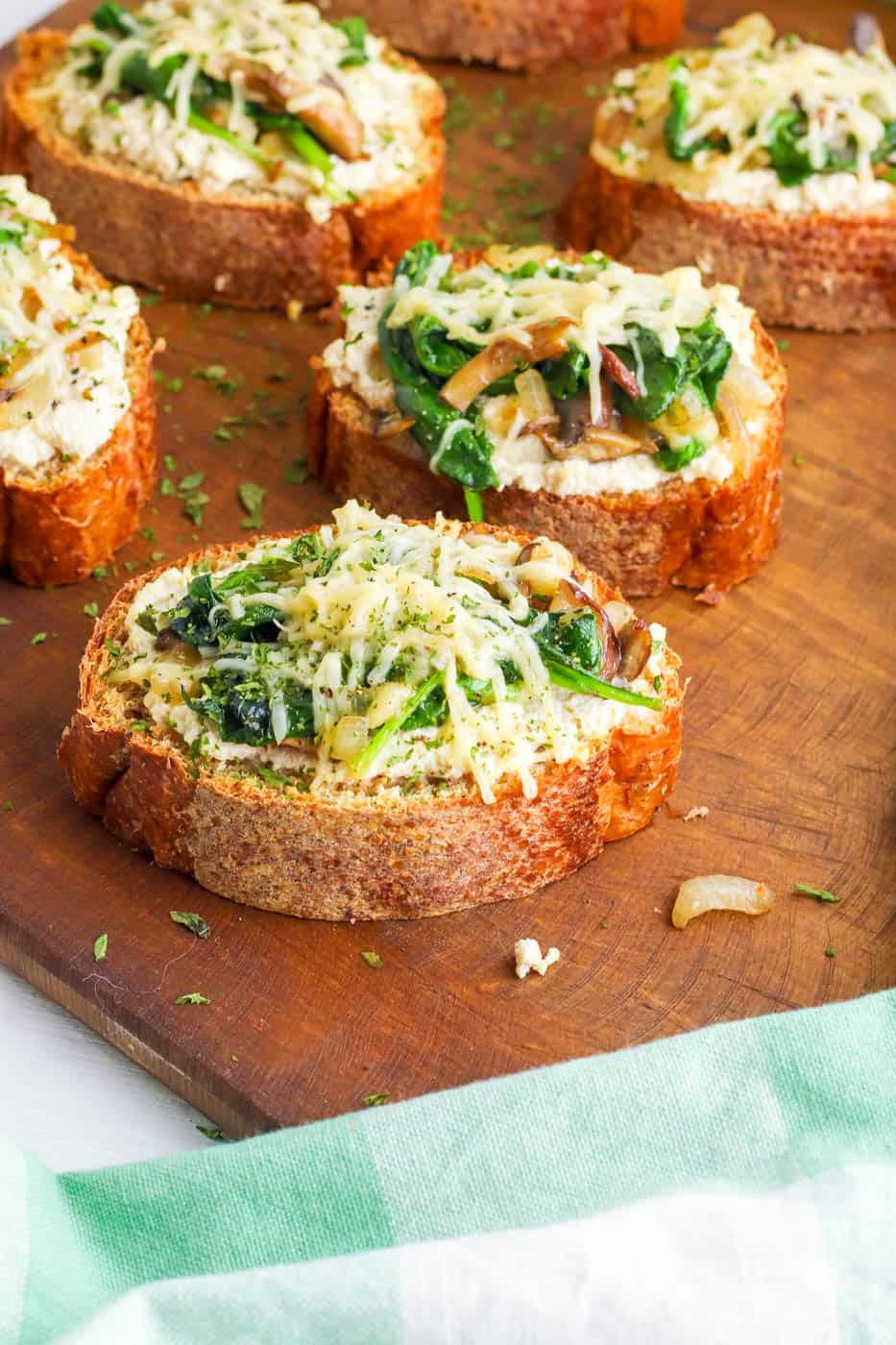 Mushroom Toast with Spinach and Roasted Garlic The Picky Eater