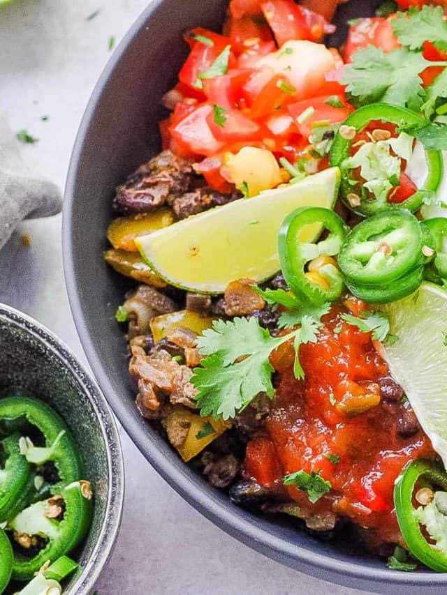 Vegetarian Burrito Bowl with Black Beans (Chipotle Inspired!) Story