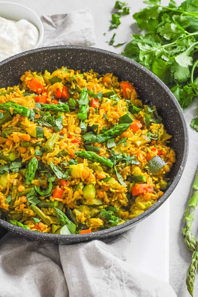 indian fried rice in a large pot