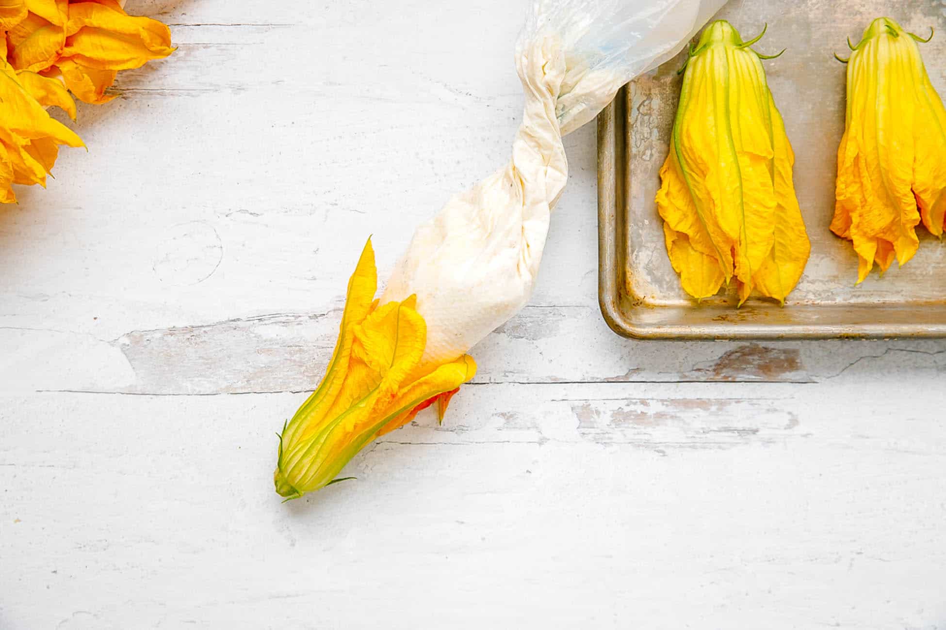Stuffed Zucchini Flowers The Picky Eater
