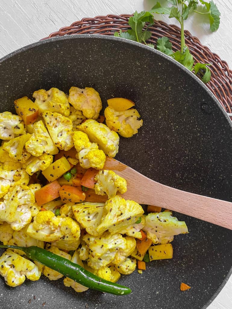 Cauliflower Sabji Recipe (Aloo Gobi Sabzi) The Picky Eater