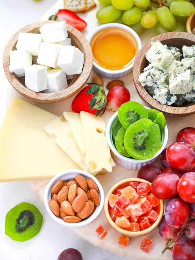 How To Make The Perfect Vegetarian Cheese Board Story - The Picky Eater