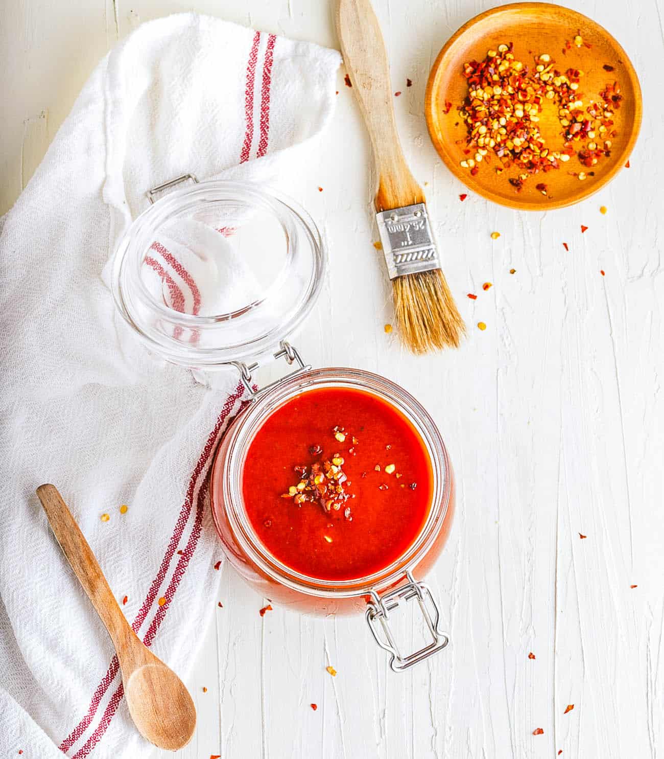 vegan bbq sauce in a mason jar