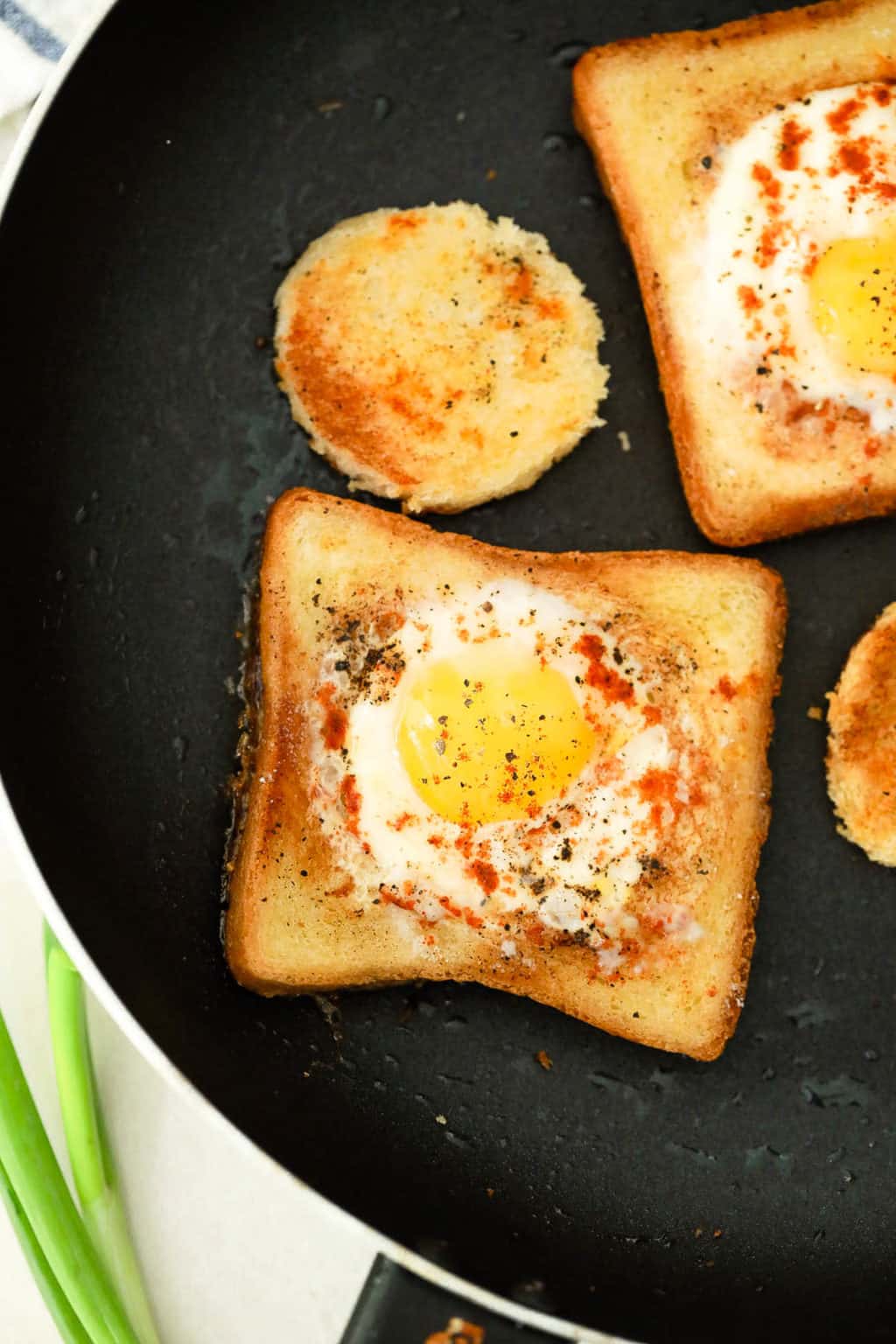 Eggs In A Basket How To Make This Breakfast Recipe The Picky Eater