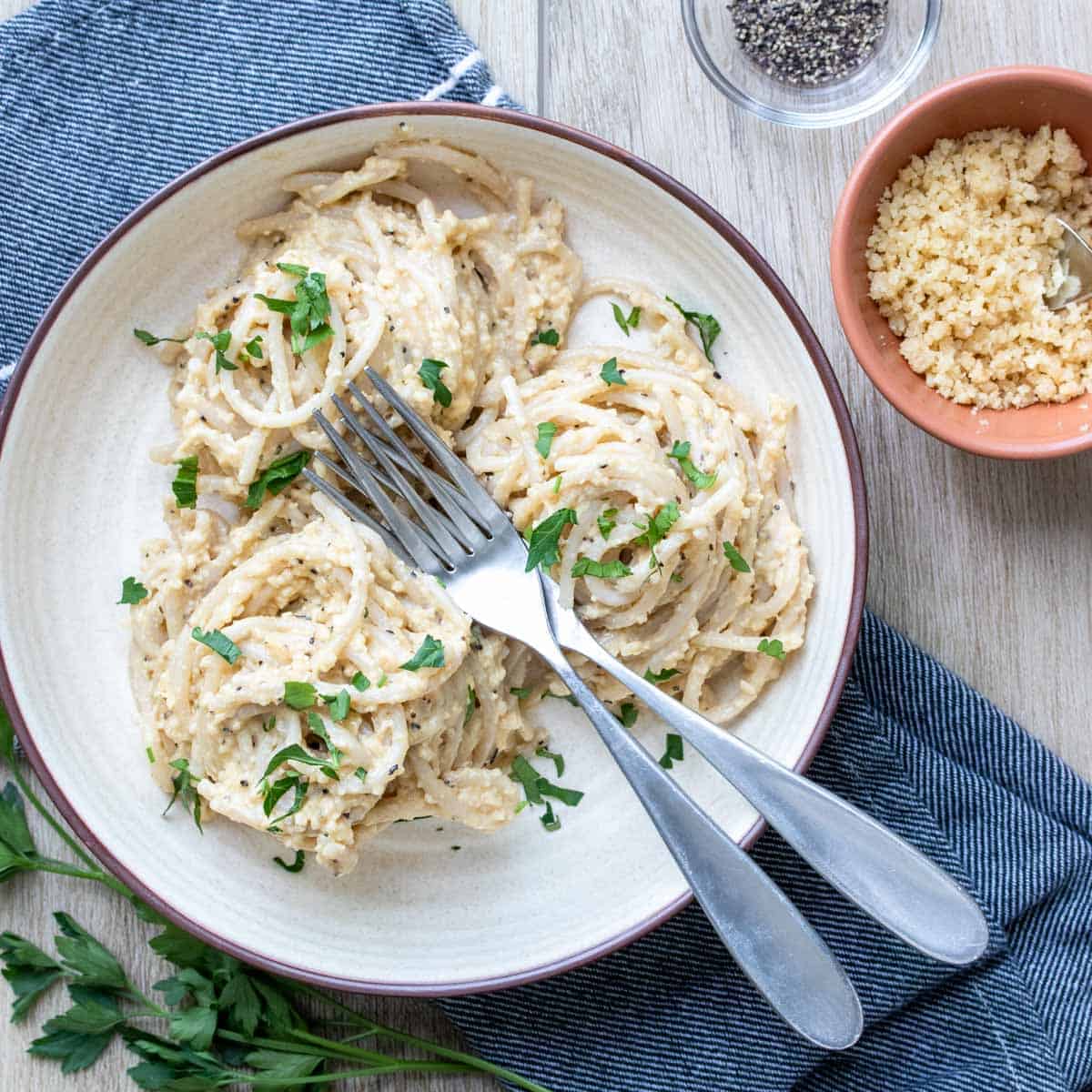 Vegan Cacio e Pepe | The Picky Eater