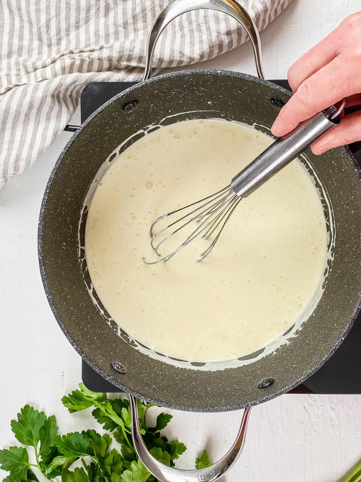 Homemade Alfredo Sauce Without Heavy Cream The Picky Eater 8014