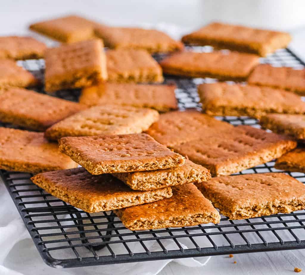 easy healthy homemade vegan graham cracker recipe on a wire rack