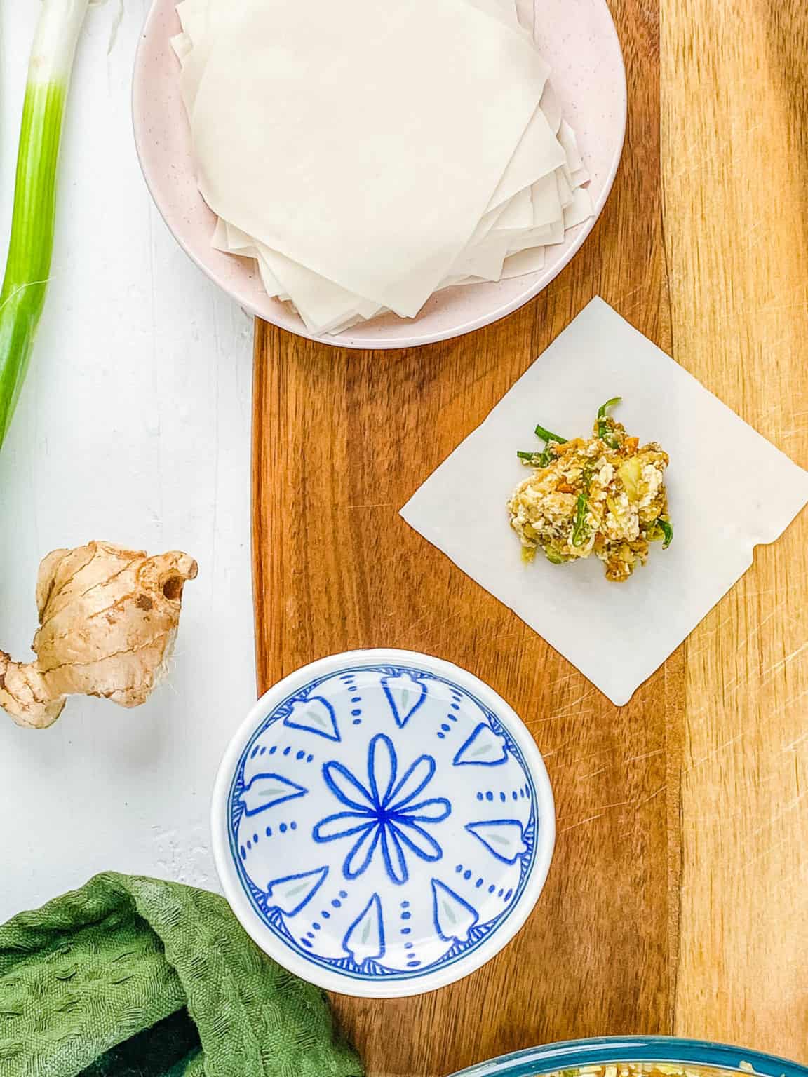 Easy Vegetarian Wontons | The Picky Eater