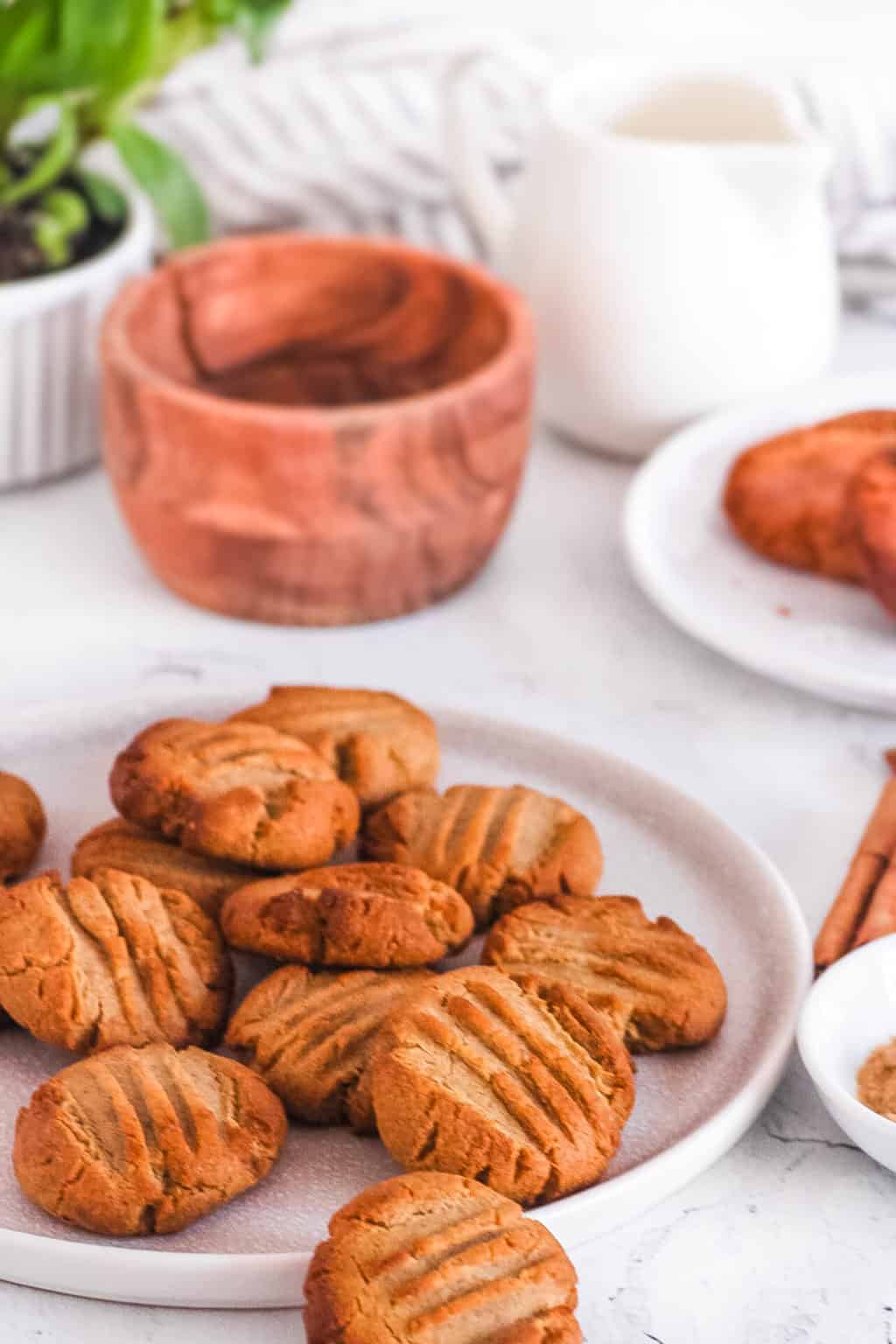 Ginger Snap Cookies | The Picky Eater