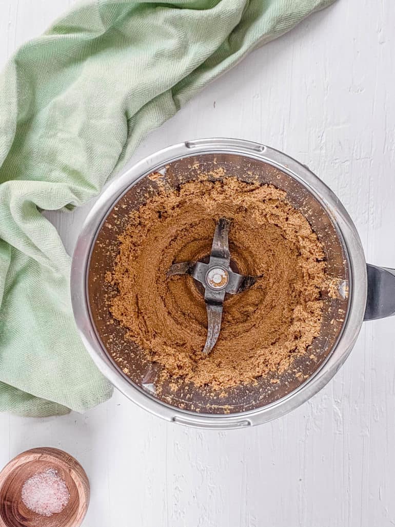 Pumpkin Seed Butter (Simple Homemade Recipe!) | The Picky Eater