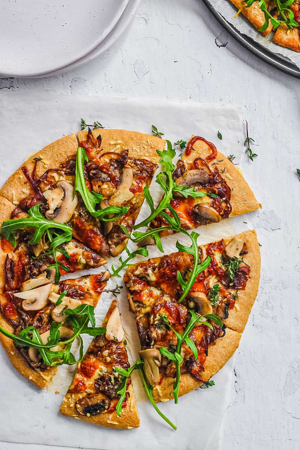 Rustic Pizza Recipe With Garlic And Mushrooms | The Picky Eater