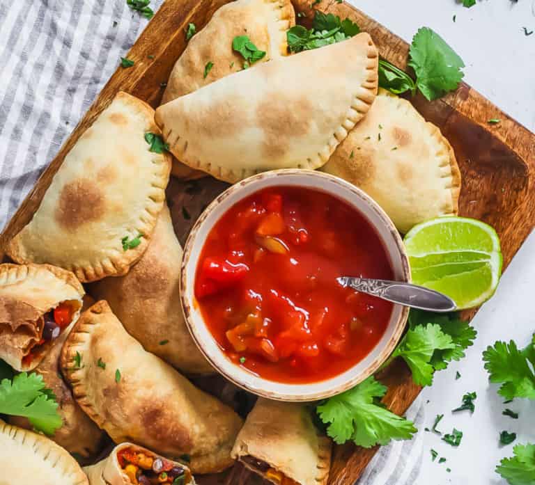 Vegan Empanadas With Black Beans (Easy Recipe!) The Picky Eater