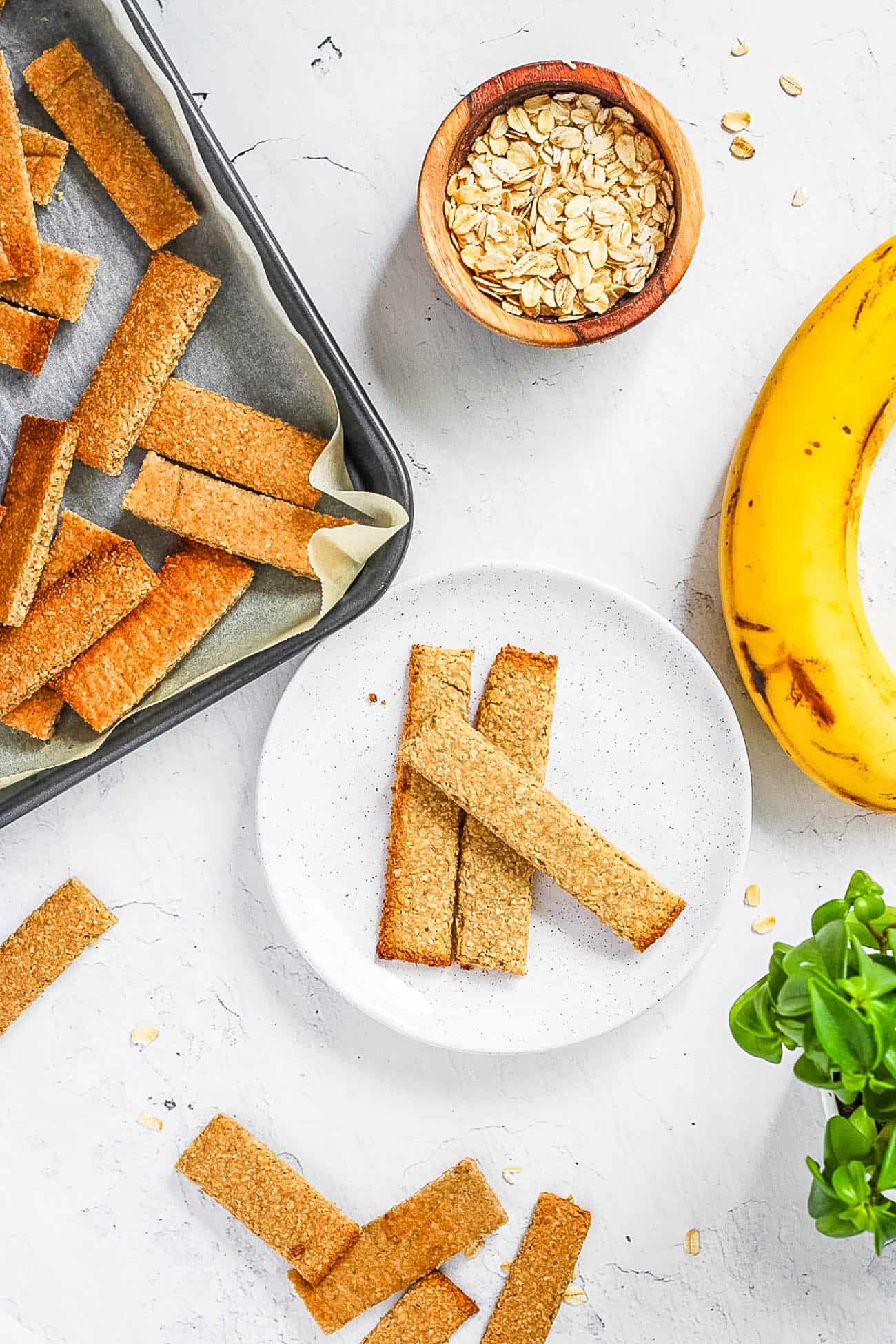 Homemade Baby Teething Biscuits (Baby Crackers!)