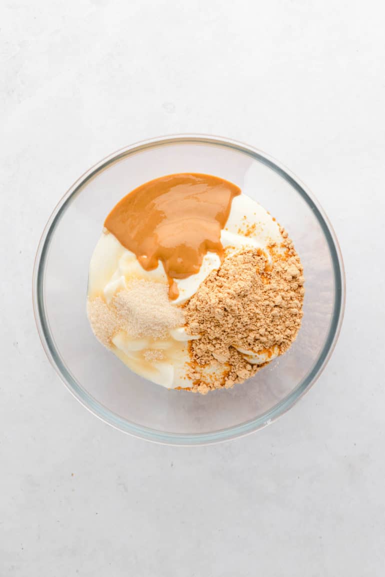 Peanut Butter Yogurt Bowl (Healthy Greek Yogurt!) The Picky Eater