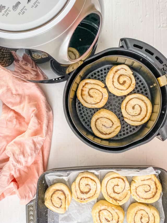 Air Fryer Cinnamon Rolls Recipe (Quick + Easy!) The Picky Eater