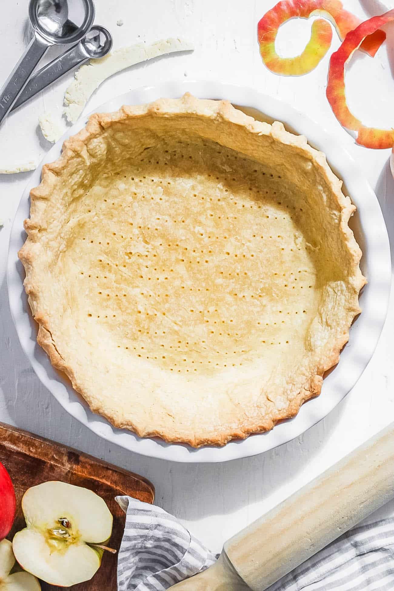 parbaked 3 ingredient gluten free pie crust recipe - healthy, homemade and with a vegan option