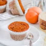 easy, sticky, low calorie healthy oat bran muffins with molasses recipe