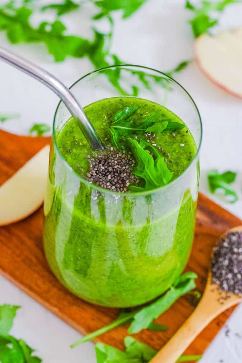 Arugula Smoothie With Banana And Mango | The Picky Eater