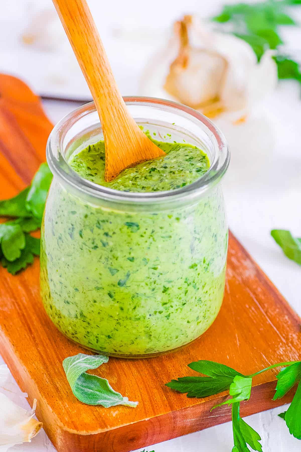 easy pesto without pine nuts in a mason jar