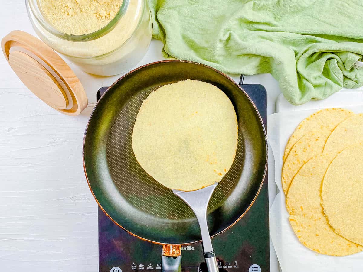 Almond Flour Tortillas Recipe (LowCarb, Keto) Lady in Rainbow