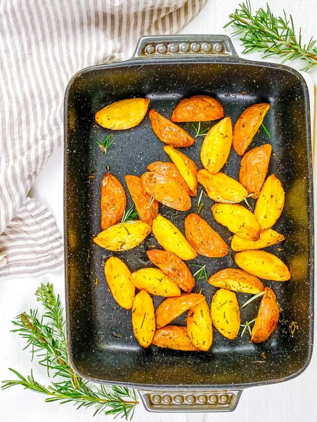 Vegan Roasted Potatoes With Rosemary | The Picky Eater