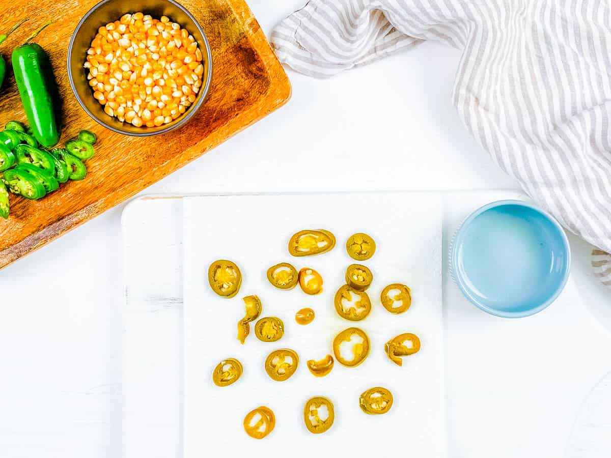 Homemade Jalapeño Popcorn Recipe (Easy & Spicy!) The Picky Eater