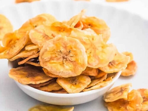 Crunchy natural air fryer banana chips