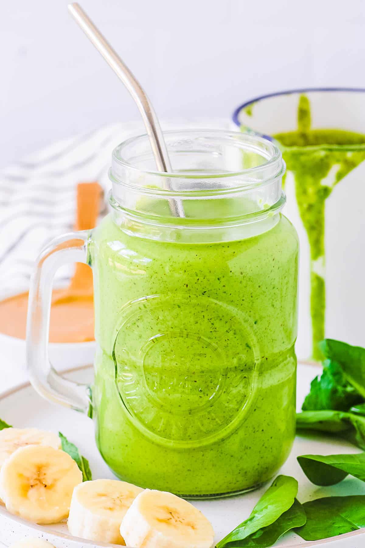 Spinach And Banana Smoothie | The Choosy Eater