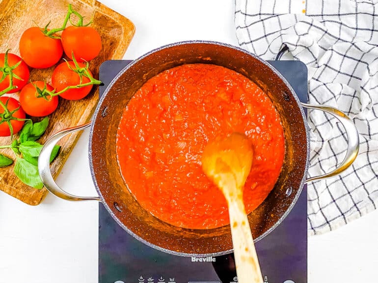 The Easiest Tomato Soup With Canned Tomatoes The Picky Eater