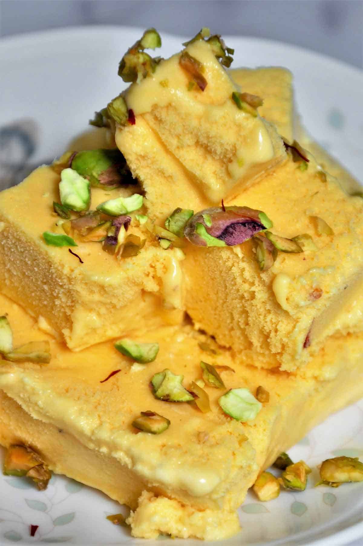 Mango Kulfi - Indian Ice Cream - Indian Dessert Recipes