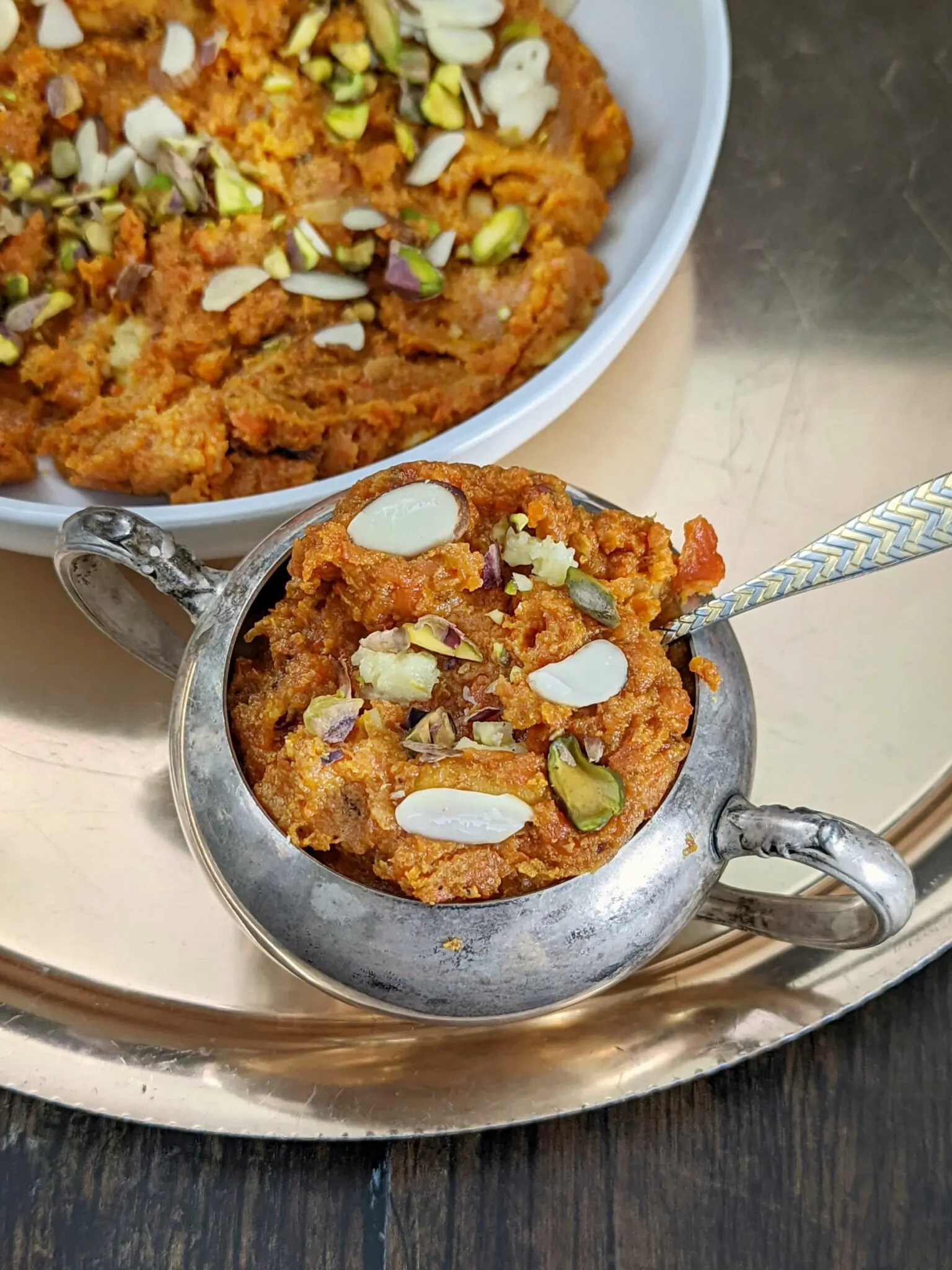 Carrot Halwa (Gajar Ka Halwa) - Indian Dessert Recipes