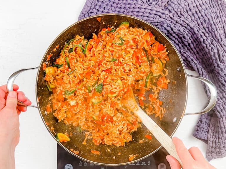 tofu-pasta-easy-vegan-recipe-the-picky-eater