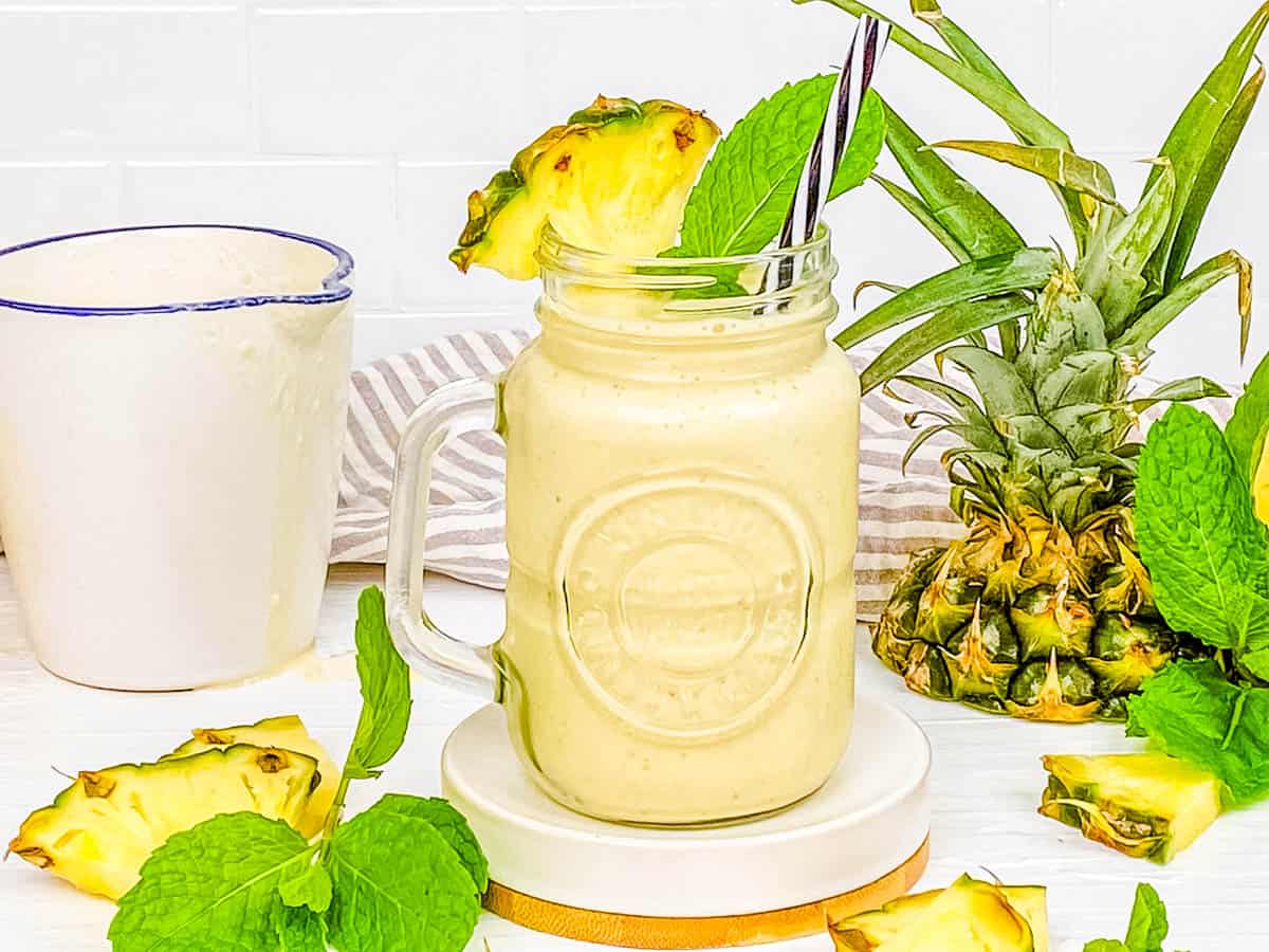 Pineapple And Banana Smoothie The Picky Eater