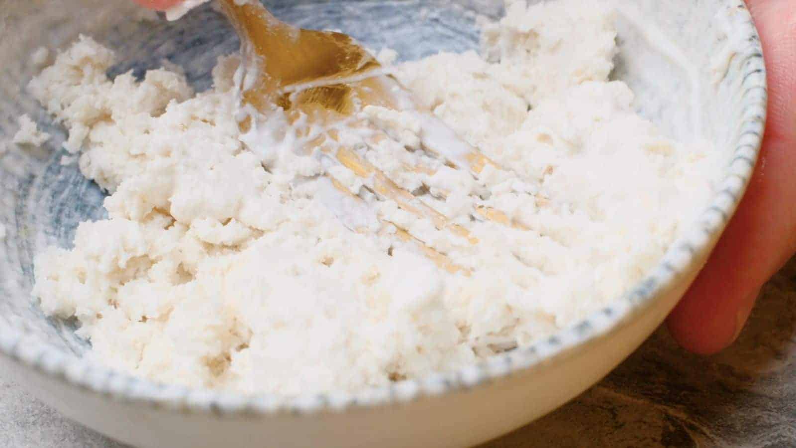 Fluffing coconut cream.