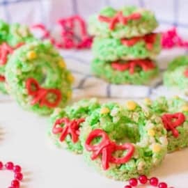 cropped-christmas-rice-krispie-treats-11.jpg