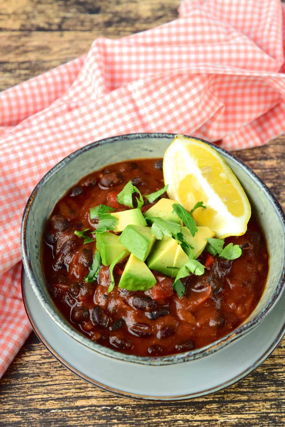 Vegan Soup Recipes: Vegan Black Bean Chili