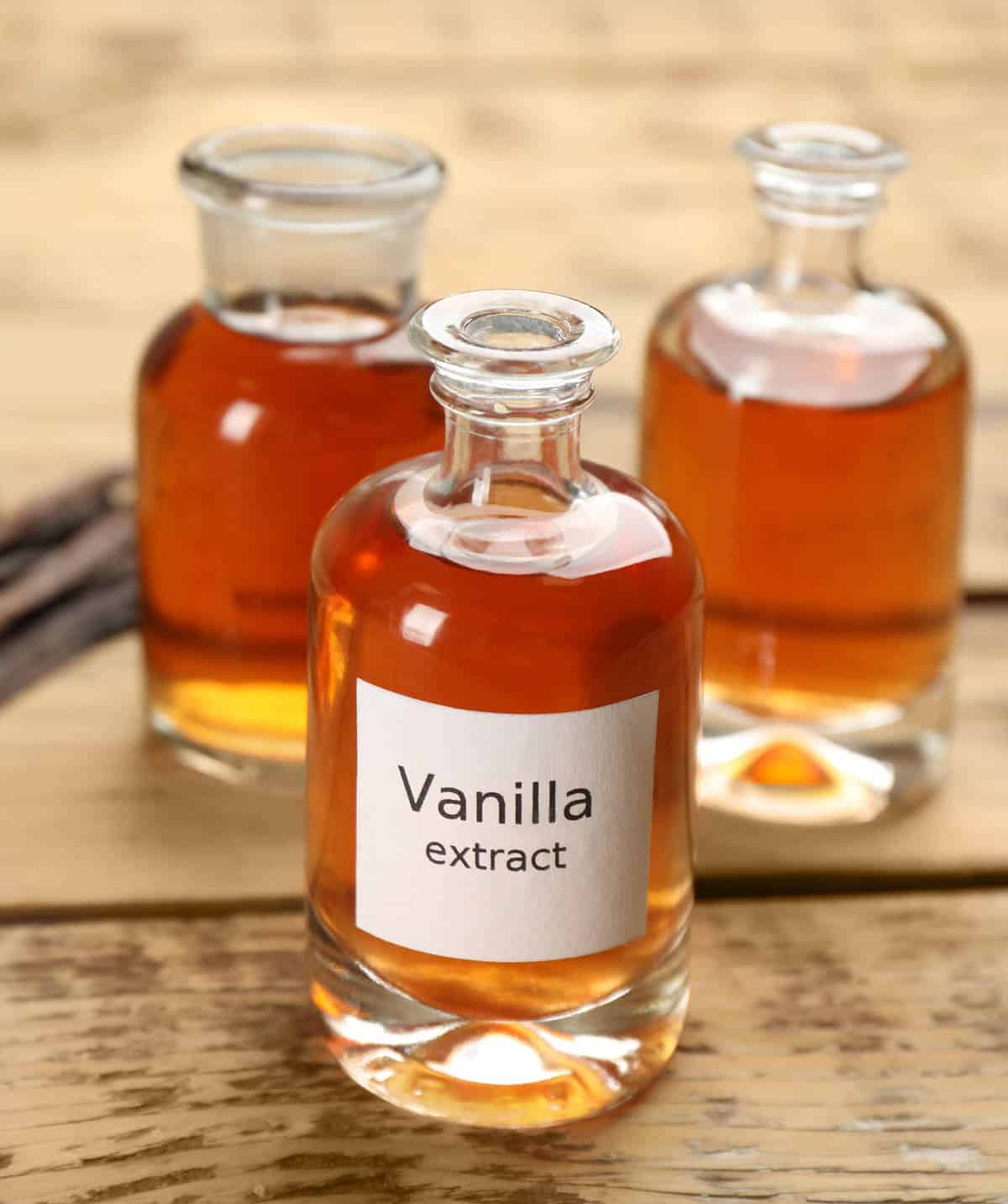HOMEMADE vanilla extract
