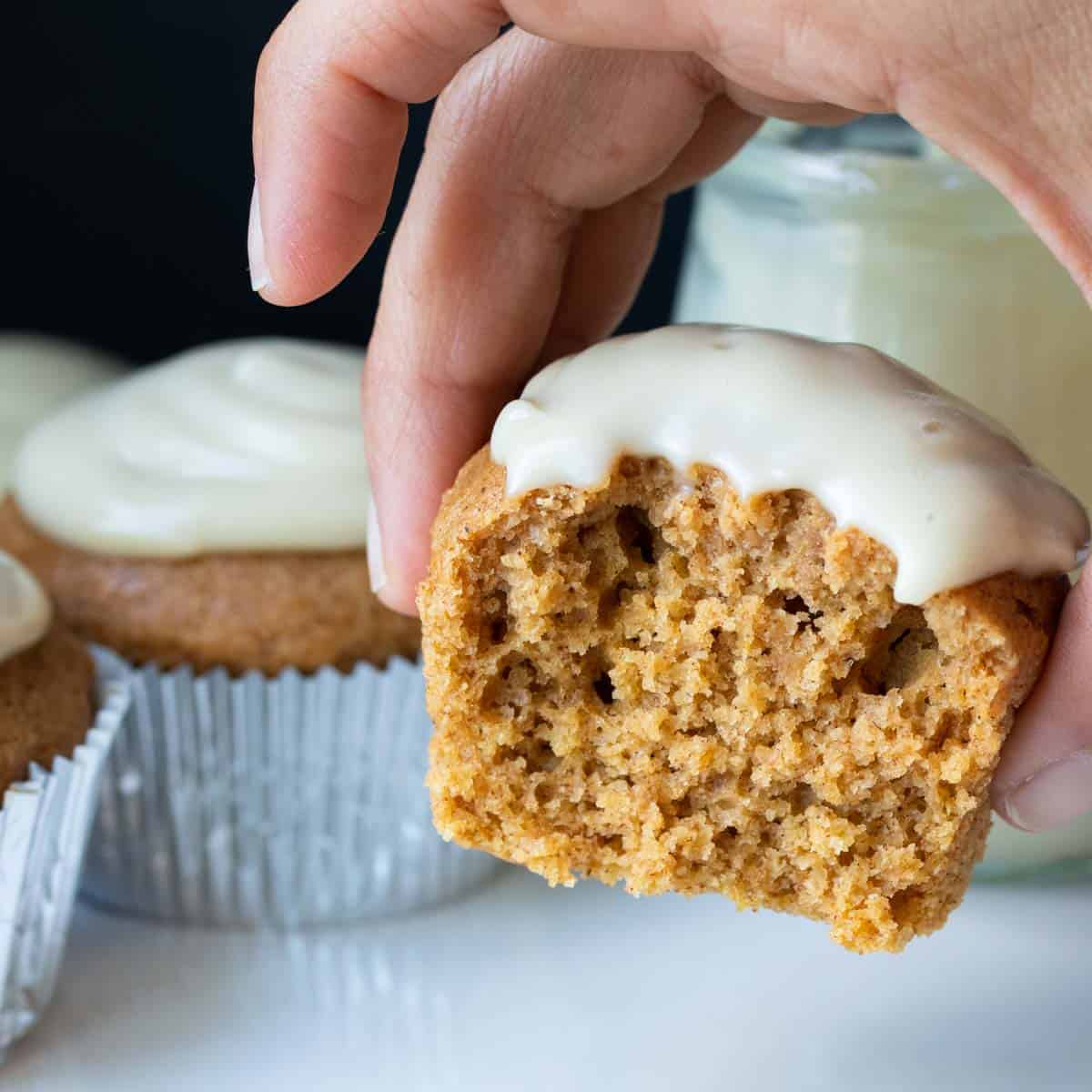 Healthy Vegan Pumpkin Cupcakes