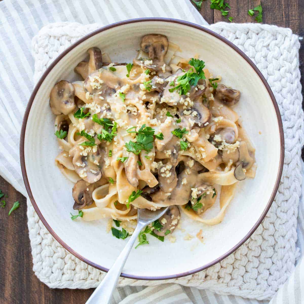 Creamy Vegan Mushroom Stroganoff